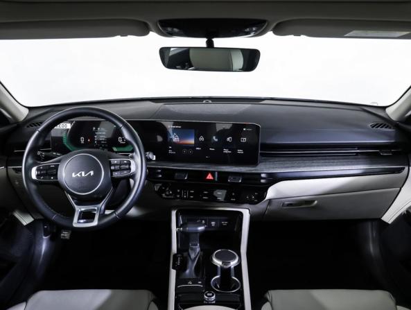 Kia K5 III Рестайлинг с пробегом 2023 года, цена 3 580 000 рублей, 268 км, седан, Автокод Объявления