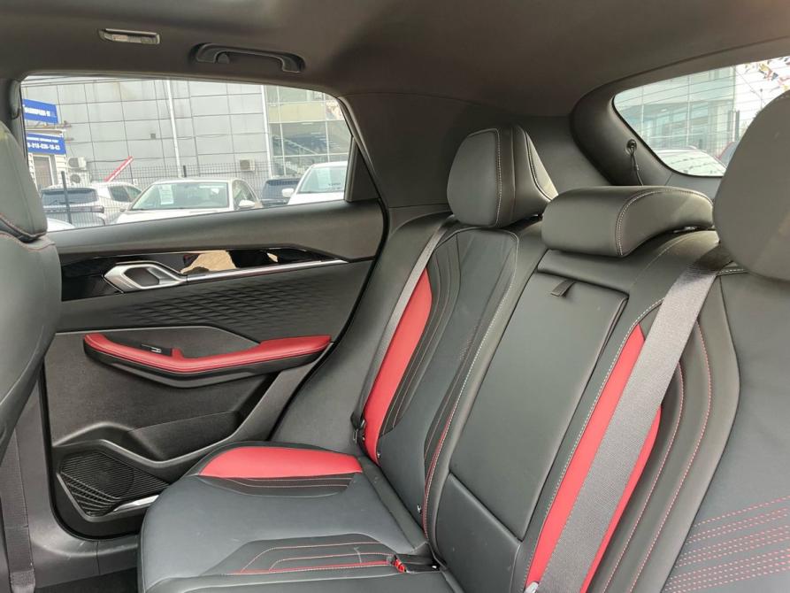 Geely Coolray I Рестайлинг Краснодар  - изображение 29