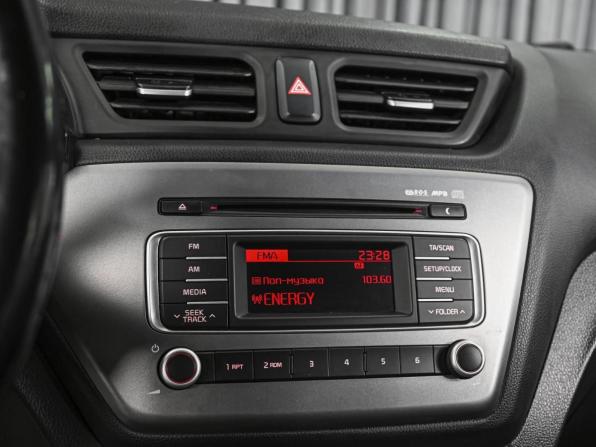 Kia Rio III Рестайлинг с пробегом 2016 года, цена 1 048 000 рублей, 90382 км, хэтчбек, Автокод Объявления