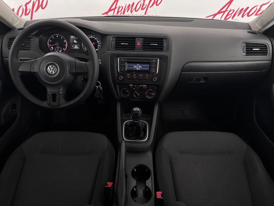 Volkswagen Jetta VI Псков  - изображение 9