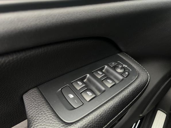 Volvo V60 Cross Country II с пробегом 2019 года, цена 3 999 000 рублей, 62000 км, универсал, Автокод Объявления
