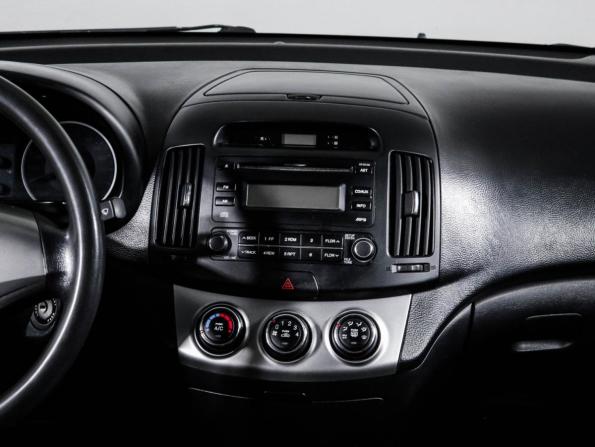 Hyundai Elantra IV (HD) с пробегом 2010 года, цена 550 000 рублей, 303947 км, седан, Автокод Объявления