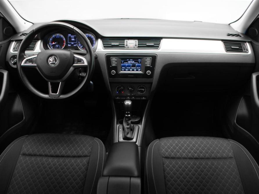 Skoda Rapid I Москва  - изображение 8