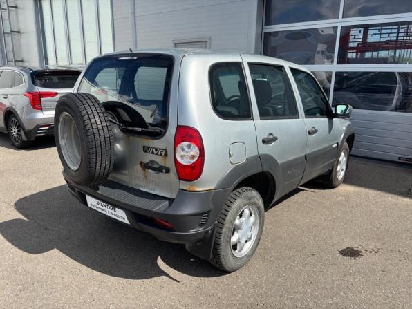 Chevrolet Niva I Рестайлинг с пробегом 2016 года, цена 445 000 рублей, 233000 км, внедорожник, Автокод Объявления