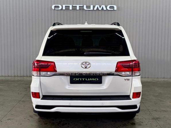 Toyota Land Cruiser 200 Series Рестайлинг 2 с пробегом 2016 года, цена 4 997 000 рублей, 283492 км, внедорожник, Автокод Объявления
