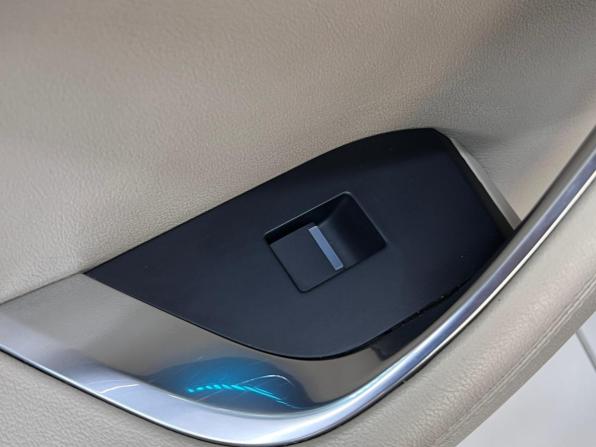 Jaguar XE I Рестайлинг с пробегом 2019 года, цена 2 499 000 рублей, 130000 км, седан, Автокод Объявления