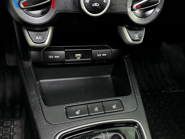 Kia Rio IV Рестайлинг с пробегом 2020 года, цена 1 720 000 рублей, 94500 км, хэтчбек, Автокод Объявления