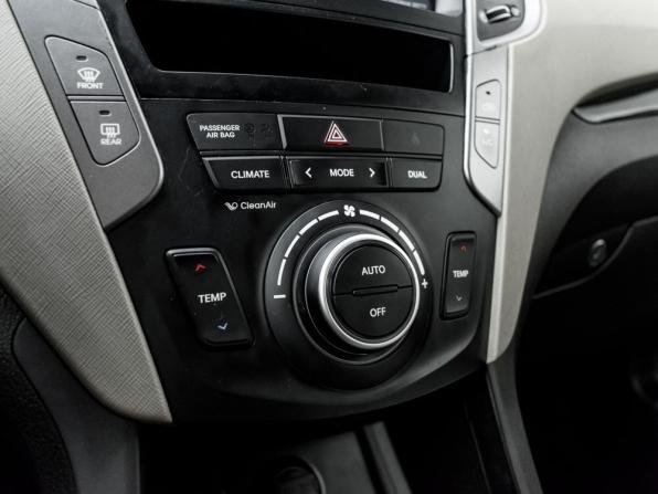 Hyundai Santa Fe III с пробегом 2013 года, цена 2 130 000 рублей, 211372 км, внедорожник, Автокод Объявления
