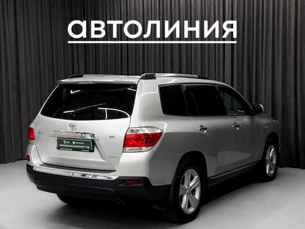 Toyota Highlander II (XU40) Рестайлинг с пробегом 2010 года, цена 1 850 000 рублей, 260000 км, внедорожник, Автокод Объявления