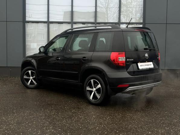Skoda Yeti I Рестайлинг с пробегом 2016 года, цена 1 229 000 рублей, 114971 км, внедорожник, Автокод Объявления