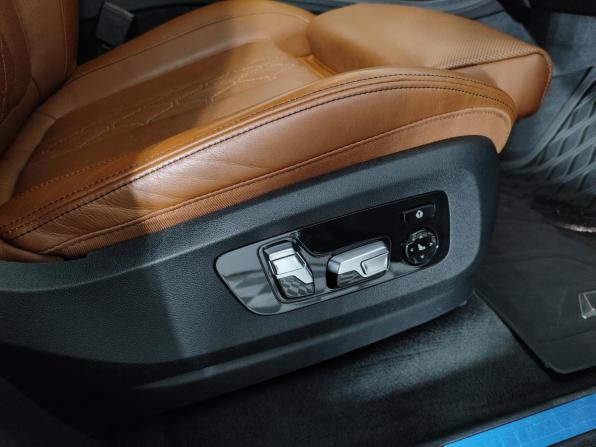 BMW X7 I (G07) с пробегом 2019 года, цена 8 649 000 рублей, 94165 км, внедорожник, Автокод Объявления