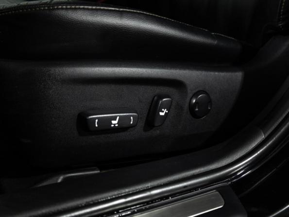 Toyota Camry VII (XV50) Рестайлинг с пробегом 2016 года, цена 2 149 700 рублей, 131148 км, седан, Автокод Объявления