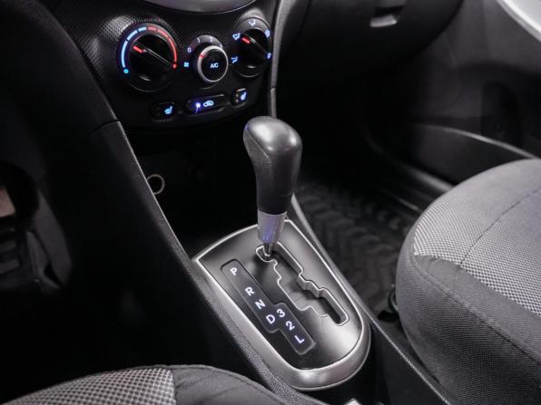 Hyundai Solaris I с пробегом 2014 года, цена 695 000 рублей, 268000 км, седан, Автокод Объявления