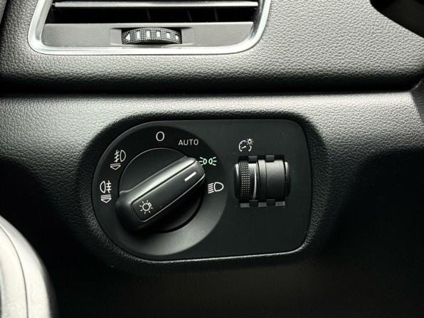 Audi Q3 I (8U) с пробегом 2012 года, цена 1 599 000 рублей, 192000 км, внедорожник, Автокод Объявления