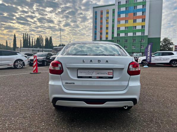 Lada (ВАЗ) Granta I Рестайлинг с пробегом 2022 года, цена 743 300 рублей, 55158 км, хэтчбек, Автокод Объявления