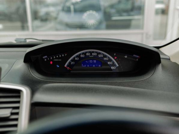 Honda Freed I с пробегом 2011 года, цена 955 000 рублей, 169700 км, компактвэн, Автокод Объявления