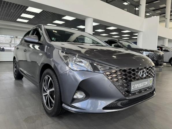 Hyundai Solaris II Рестайлинг с пробегом 2021 года, цена 1 679 900 рублей, 70000 км, седан, Автокод Объявления