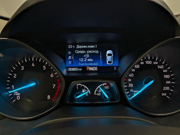 Ford Kuga II Рестайлинг с пробегом 2017 года, цена 1 770 000 рублей, 93801 км, внедорожник, Автокод Объявления