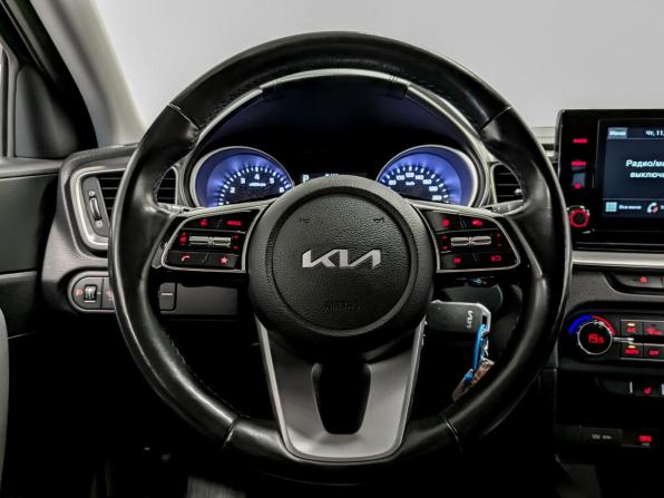 Kia Ceed III Рестайлинг с пробегом 2021 года, цена 2 150 000 рублей, 68212 км, универсал, Автокод Объявления