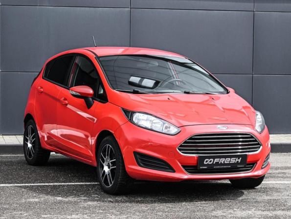 Ford Fiesta Mk6 Рестайлинг с пробегом 2018 года, цена 974 000 рублей, 76562 км, хэтчбек, Автокод Объявления