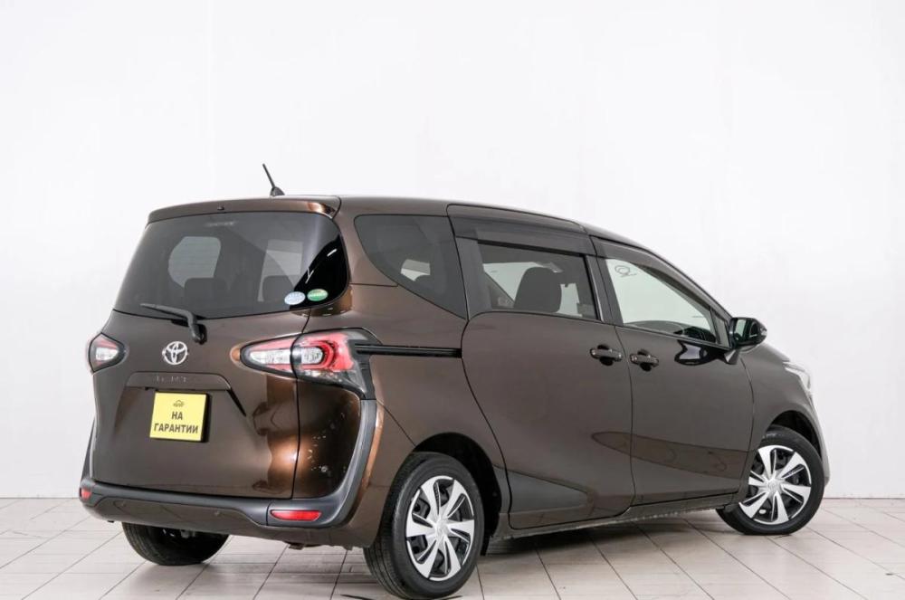 Toyota Sienta II Рестайлинг Красноярск  - изображение 7