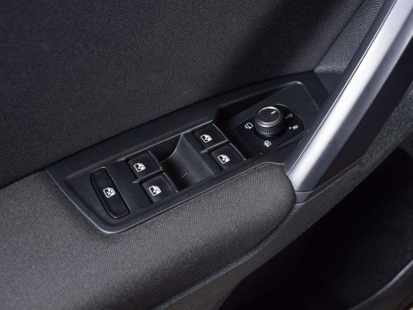 Volkswagen Tiguan II с пробегом 2018 года, цена 1 999 995 рублей, 170844 км, внедорожник, Автокод Объявления