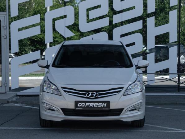Hyundai Solaris I Рестайлинг с пробегом 2015 года, цена 1 029 000 рублей, 182713 км, седан, Автокод Объявления