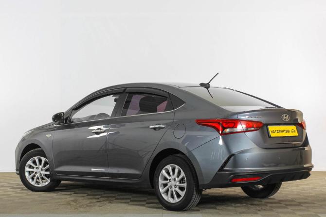 Hyundai Solaris II Рестайлинг с пробегом 2021 года, цена 1 829 000 рублей, 94847 км, седан, Автокод Объявления