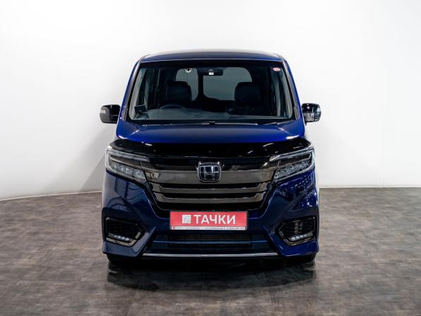 Honda Stepwgn V Рестайлинг с пробегом 2019 года, цена 2 270 000 рублей, 68600 км, минивэн, Автокод Объявления