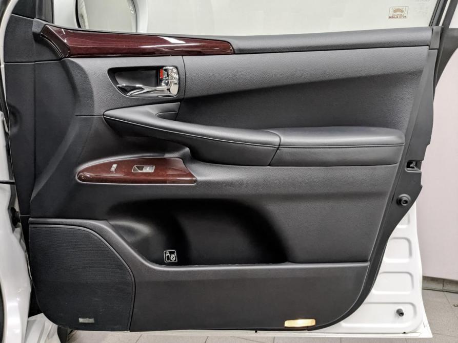 Lexus LX III Рестайлинг Москва  - изображение 24