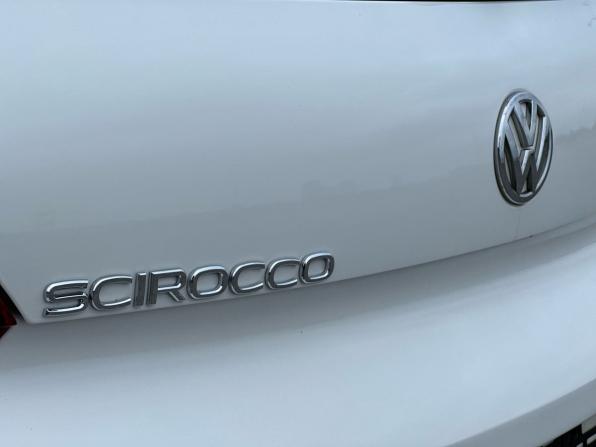 Volkswagen Scirocco III с пробегом 2011 года, цена 990 000 рублей, 197000 км, хэтчбек, Автокод Объявления