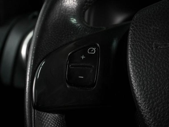 Renault Sandero II с пробегом 2017 года, цена 935 000 рублей, 112515 км, хэтчбек, Автокод Объявления
