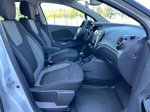 Renault Kaptur I с пробегом 2018 года, цена 1 080 000 рублей, 203000 км, внедорожник, Автокод Объявления
