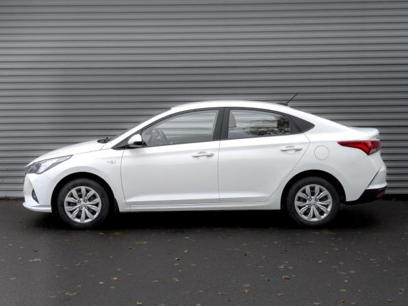 Hyundai Solaris II Рестайлинг с пробегом 2022 года, цена 1 535 000 рублей, 89366 км, седан, Автокод Объявления