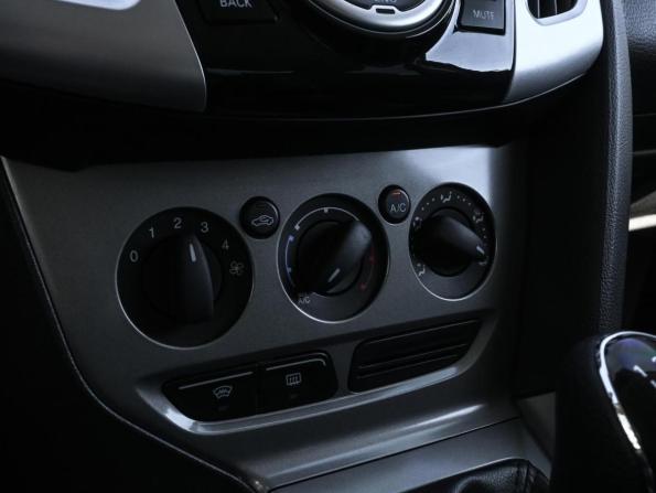 Ford Focus III с пробегом 2012 года, цена 835 000 рублей, 191697 км, седан, Автокод Объявления