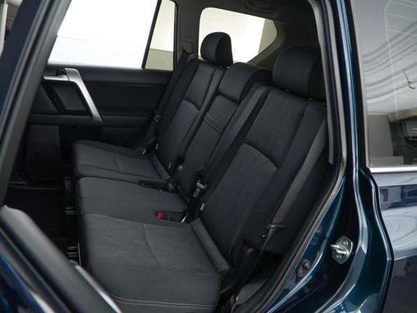 Toyota Land Cruiser Prado 150 Series Рестайлинг 2 с пробегом 2018 года, цена 4 827 055 рублей, 175938 км, внедорожник, Автокод Объявления