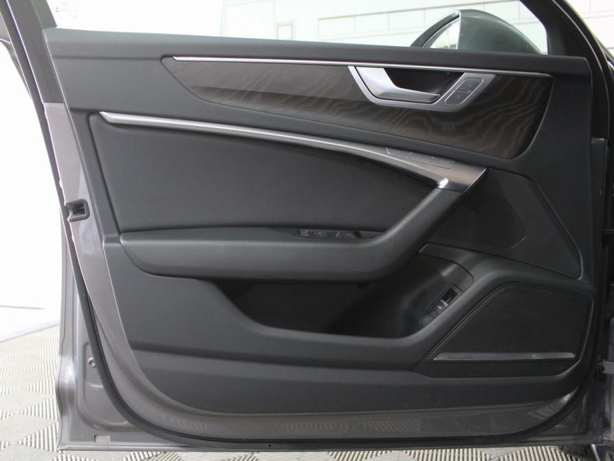 Audi A6 V (C8) Москва  - изображение 12