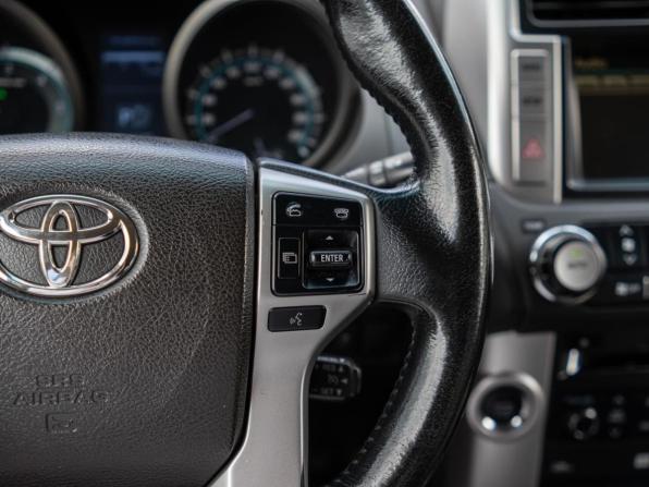 Toyota Land Cruiser Prado 150 Series с пробегом 2010 года, цена 2 699 000 рублей, 313025 км, внедорожник, Автокод Объявления