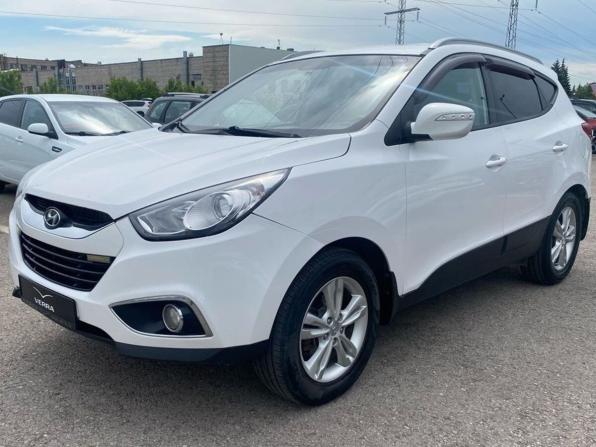 Hyundai ix35 I с пробегом 2011 года, цена 910 000 рублей, 331504 км, внедорожник, Автокод Объявления