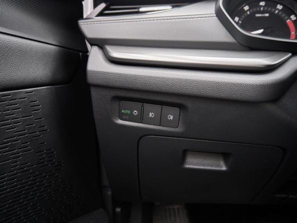 Skoda Octavia IV (A8) с пробегом 2021 года, цена 2 407 000 рублей, 86940 км, лифтбек, Автокод Объявления