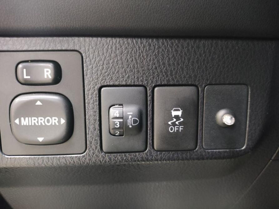 Toyota RAV4 IV (XA40) Москва  - изображение 18