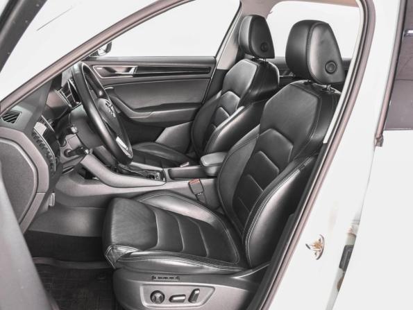 Skoda Kodiaq I с пробегом 2018 года, цена 2 589 000 рублей, 121275 км, внедорожник, Автокод Объявления