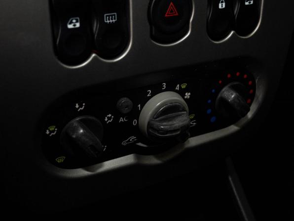 Renault Logan I Рестайлинг с пробегом 2010 года, цена 478 000 рублей, 150664 км, седан, Автокод Объявления
