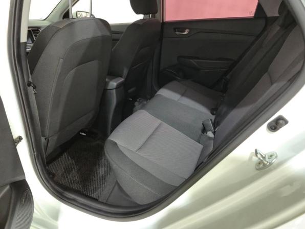 Hyundai Solaris II с пробегом 2018 года, цена 1 490 000 рублей, 56547 км, седан, Автокод Объявления