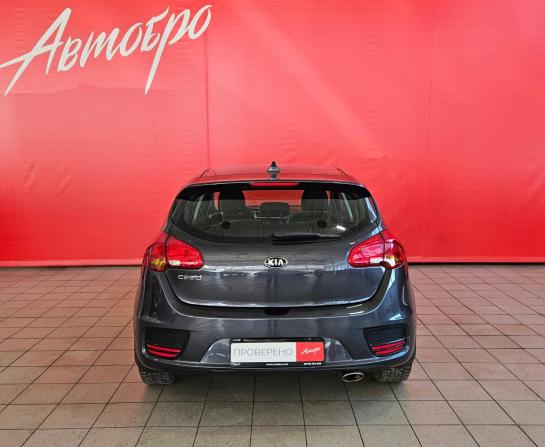 Kia Ceed II Рестайлинг с пробегом 2018 года, цена 1 225 000 рублей, 104000 км, хэтчбек, Автокод Объявления