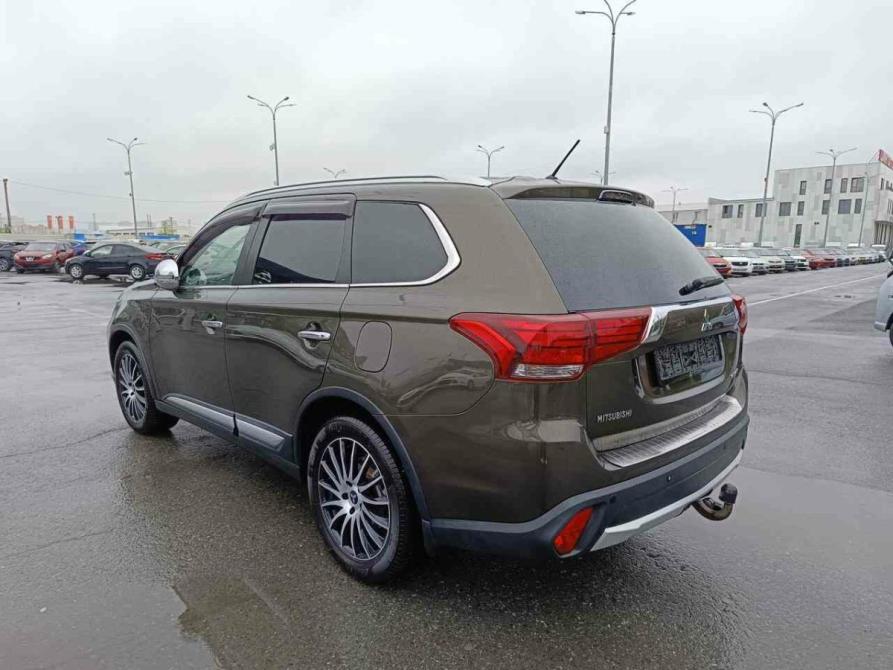 Mitsubishi Outlander III Рестайлинг 2 Тюмень  - изображение 5
