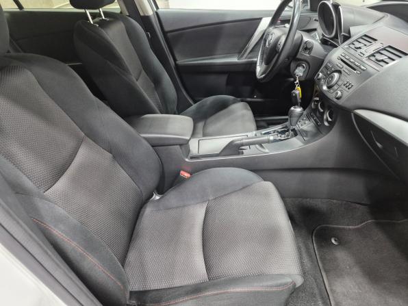 Mazda 3 II (BL) Рестайлинг с пробегом 2013 года, цена 1 070 000 рублей, 127000 км, седан, Автокод Объявления