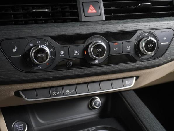 Audi A4 V (B9) с пробегом 2017 года, цена 2 299 000 рублей, 115353 км, седан, Автокод Объявления