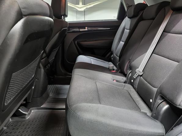Kia Sorento II Рестайлинг с пробегом 2017 года, цена 1 730 000 рублей, 198600 км, внедорожник, Автокод Объявления