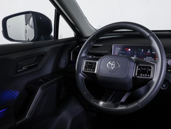 Toyota RAV4 VI (XA60) с пробегом 2025 года, цена 4 275 000 рублей, 2909 км, внедорожник, Автокод Объявления
